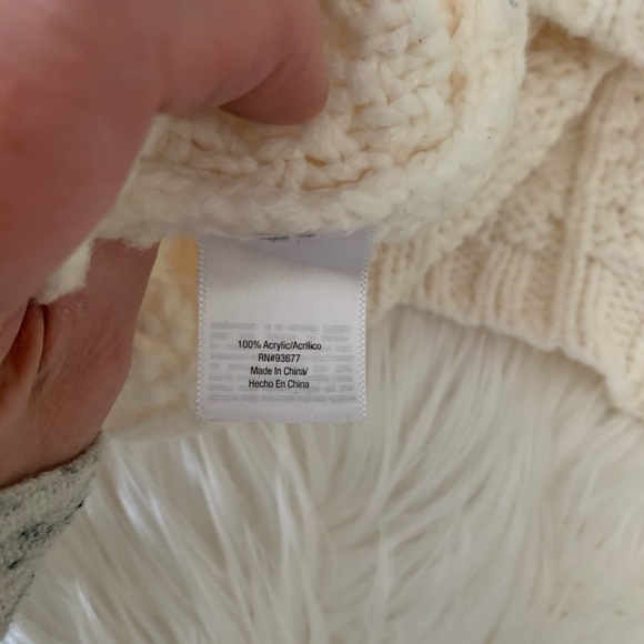 Cream sweater by a.n.a Petite size large - Picture 8 of 8